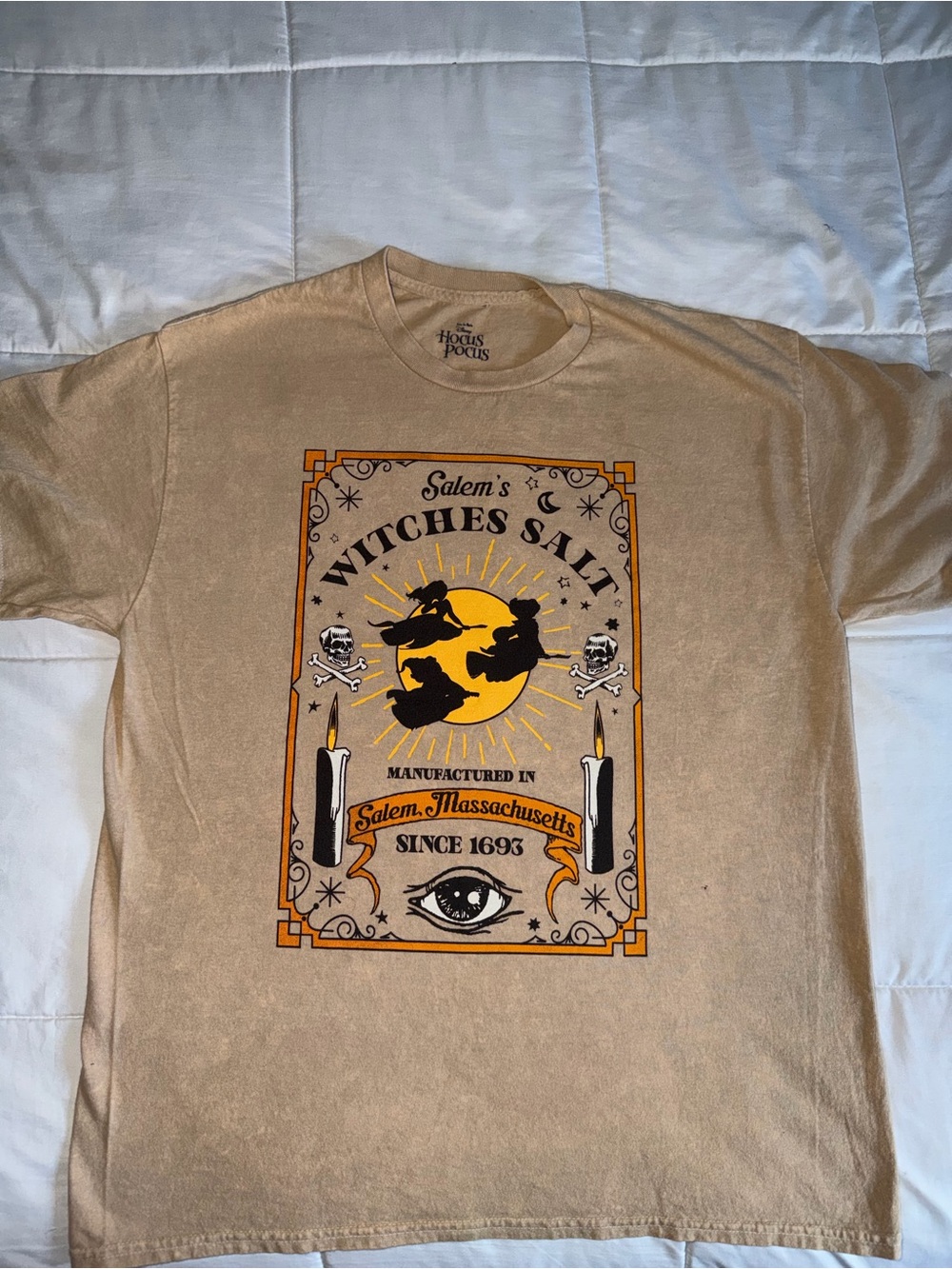 Hocus Pocus Salem's Witches Salt Tan Graphic Tee - Large